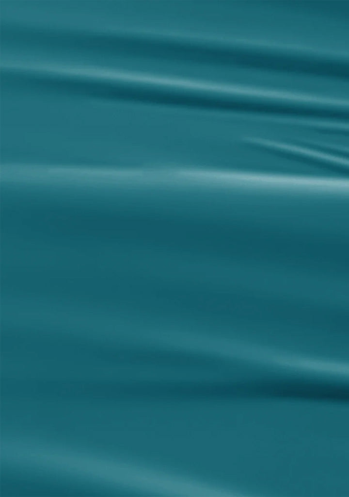 L 2606 – Ocean Depth Nail Polish – 15ml | High Gloss, Gel Like Finish Blue Nail Polish | Deep Oceanic Blue Nail Lacquer