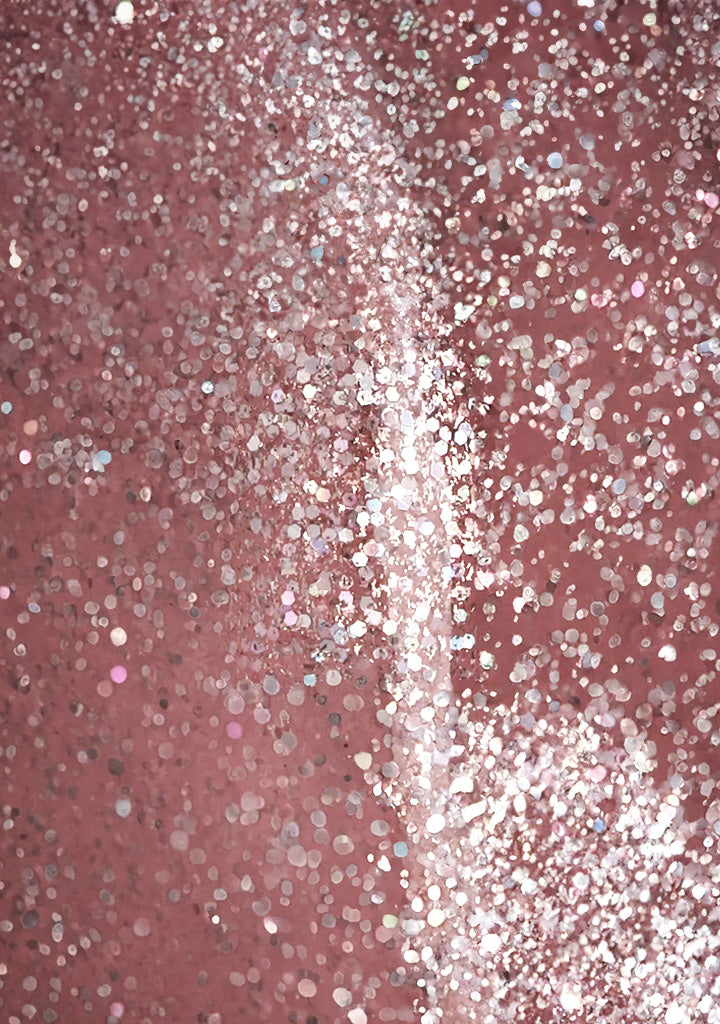 L 2932 Twinkling Tulip Nail Polish 15ml