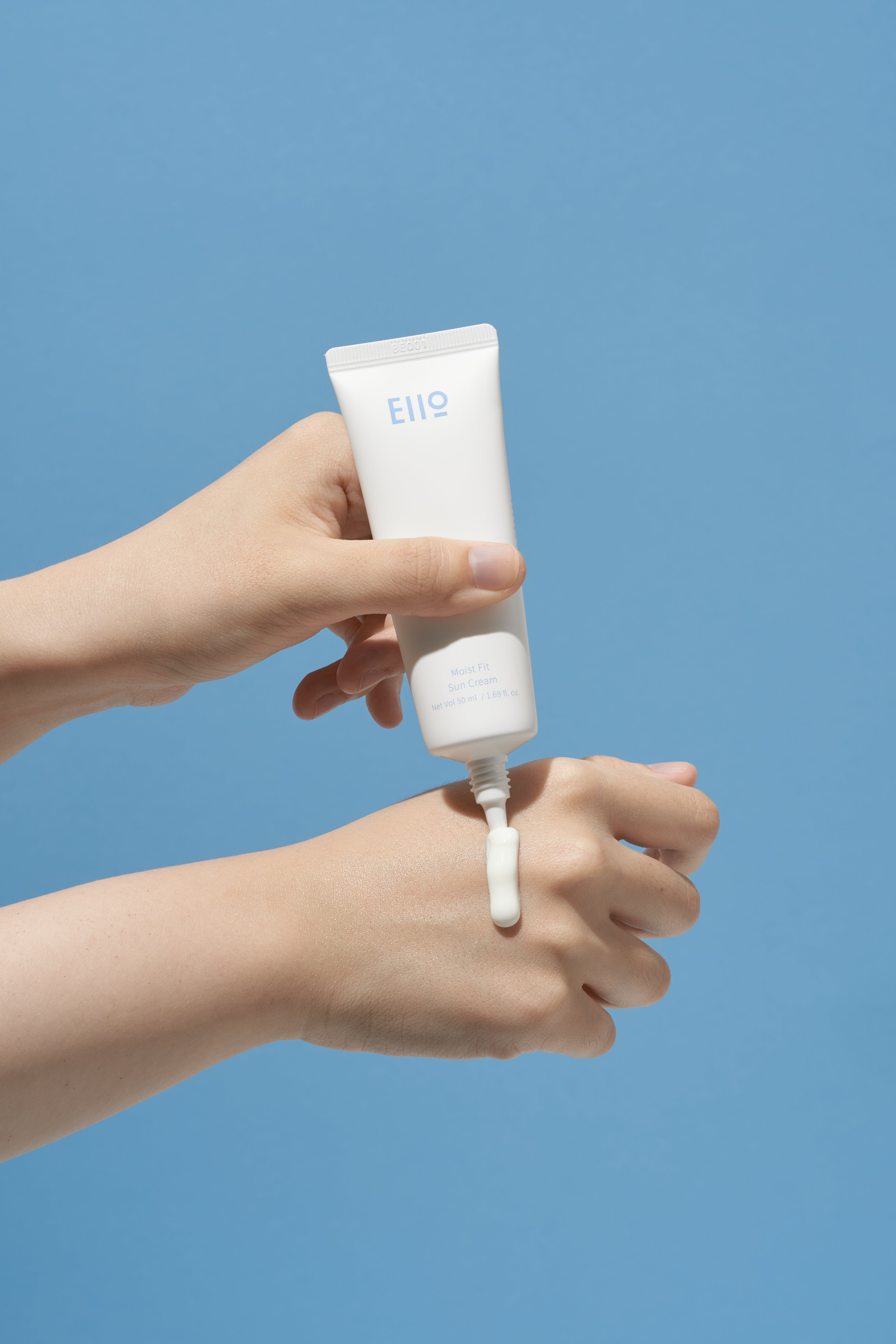 EIIO Moist Fit Sun Cream SPF50+ PA++++